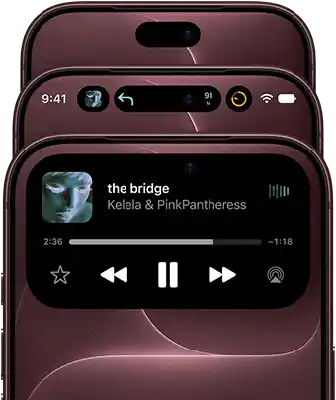 ثلاثة أجهزة iPhone 18 Pro بلون عنّابي تصطف على شكل مروحة لإظهار Dynamic Island في أنماط مختلفة: متوقفة، مصغّرة، مكبّرة