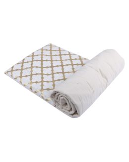 Karam Classic Quilt Cover
