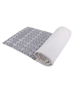 Karam Inspired Quilt Cover