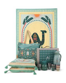In the Wild Gift Set: 1.5L Saudi Nature Thermos & 6 Cups + 500ml Saudi Nature Thermos & 2 Cups + 4-Piece Camping Set (Ground Mat + 2 Cushions + Tote Bag) - 3 Products