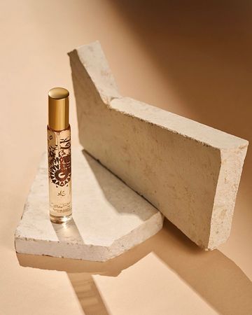 جاد عطر المشمش والعنبر