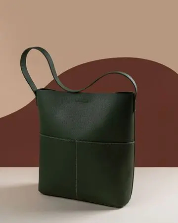 مشكاة حقيبة كتف