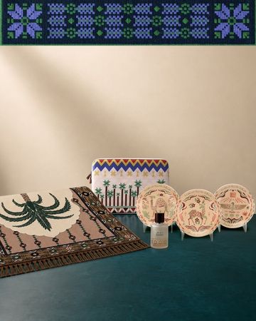 مجموعة هدايا اليوم الوطني (أصالة الديرة)