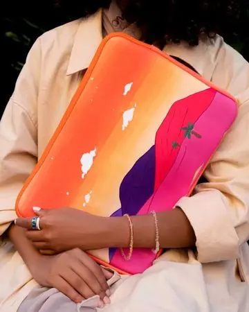 Shababuna X Hnak Dar Laptop Sleeve