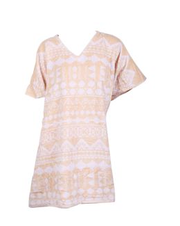 Shababuna X Hnak Saudi Patterns Souvenir Poncho (White & Beige)